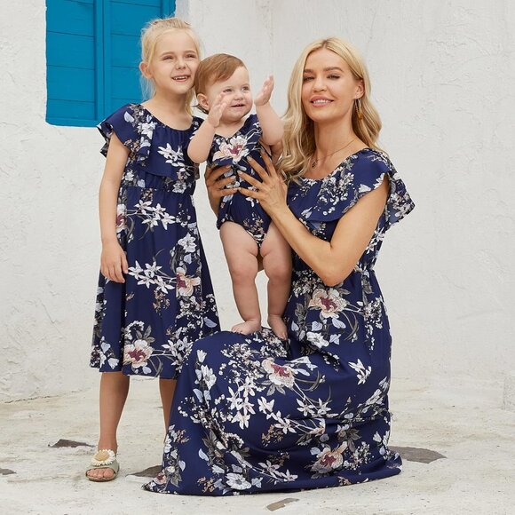 Mommy and Me Floral Chiffon Dresses Short Sleeve Matching Outfits - Picture 4 of 7